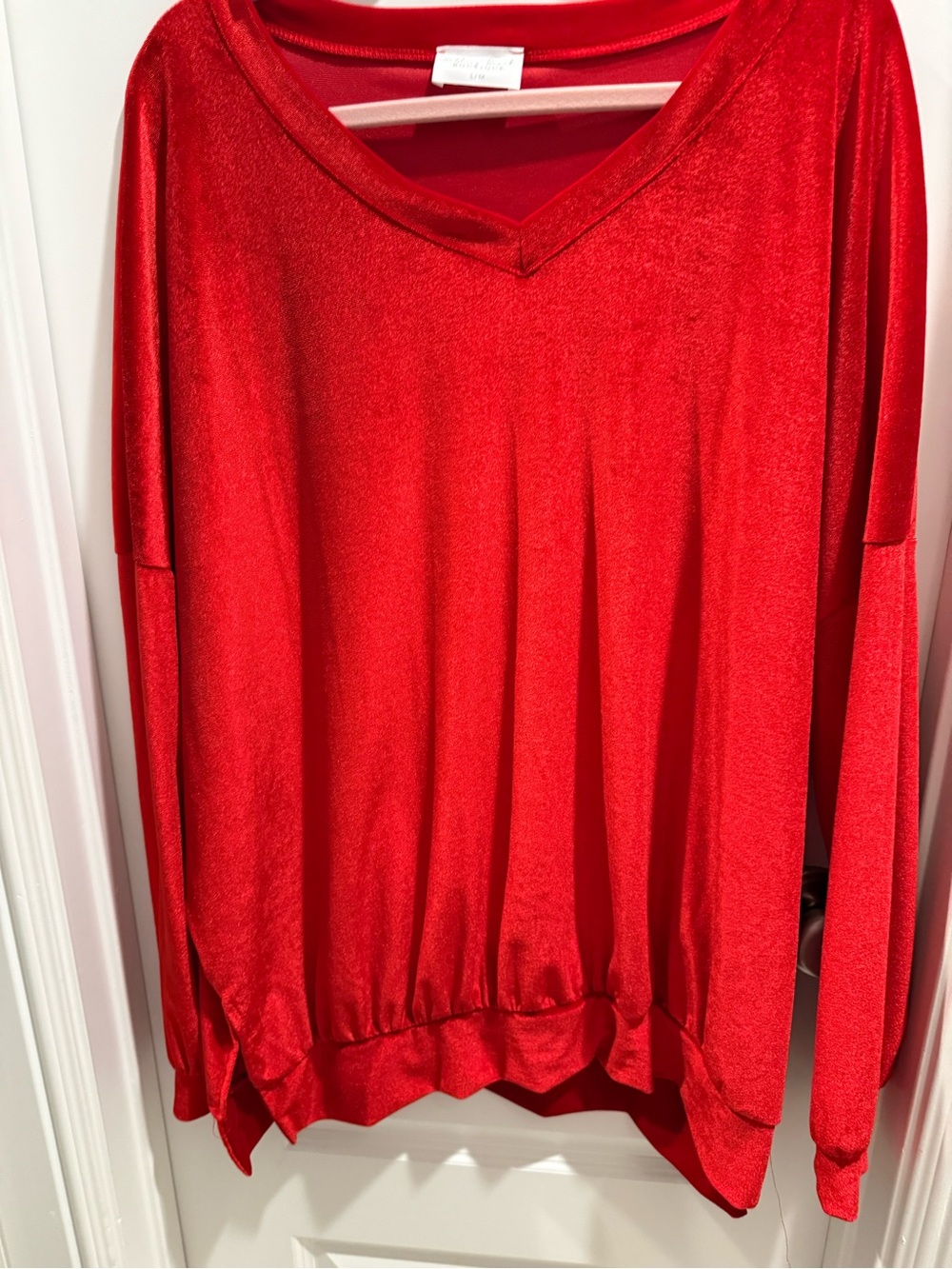 Women’s Red V-Neck Sweater - Lightweight Everyday Pullover